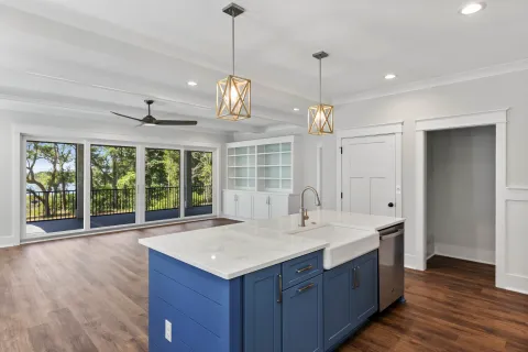 Seashore Road — Dining Room